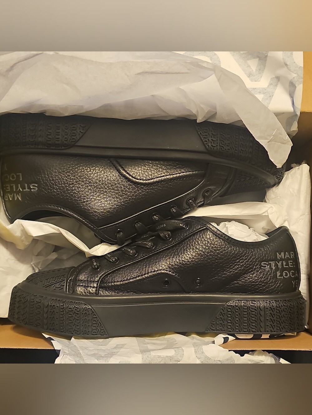 Marc Jacob The Sneakers Black Low-Top Leather Sneakers -